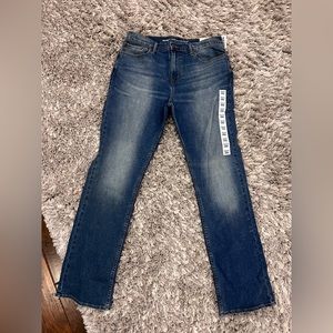 NWT Old Navy men’s boot cut jeans. 34x34.  Built in flex.
